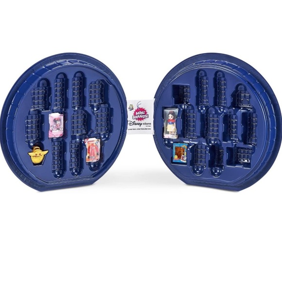 Zuru 5 Surprise Disney Store Mini Brands Collectors Case - Picture 4 of 4